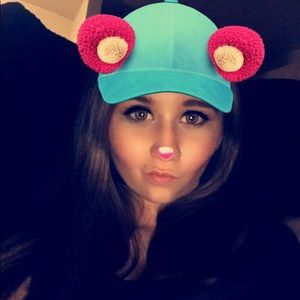 Meet your Posher, Karlie